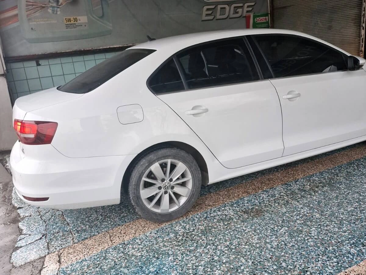 Samsun yan yüzey kaporta ve boya onarımı sonrası araç görünümü